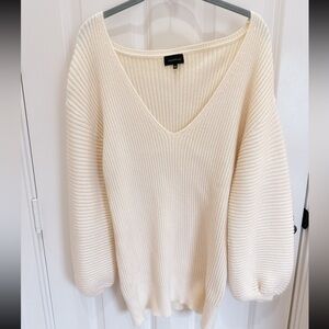 NWT Small Majorelle sweater dress in a creamy knit‎